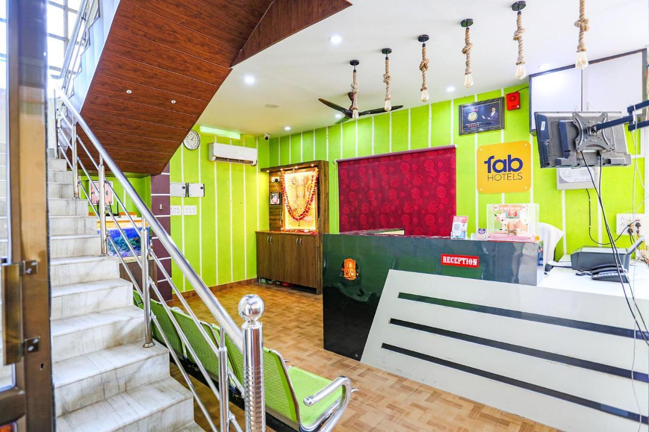 Fabhotel Shivam Palace Varanasi Exterior foto